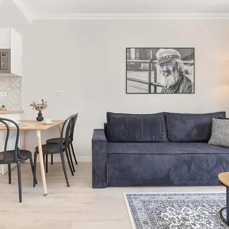 Zielona Okolica W Poblizu Rzeki By Rent Like *