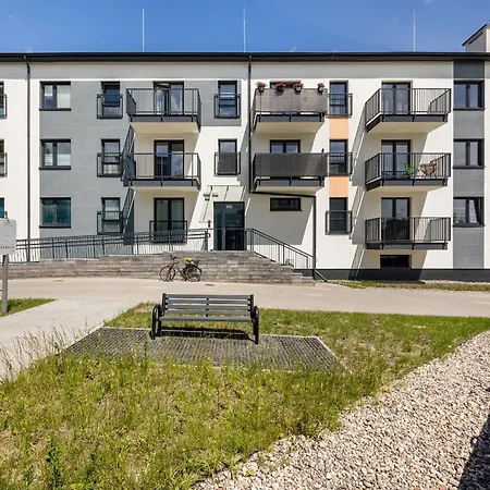 Zielona Okolica W Poblizu Rzeki By Rent Like