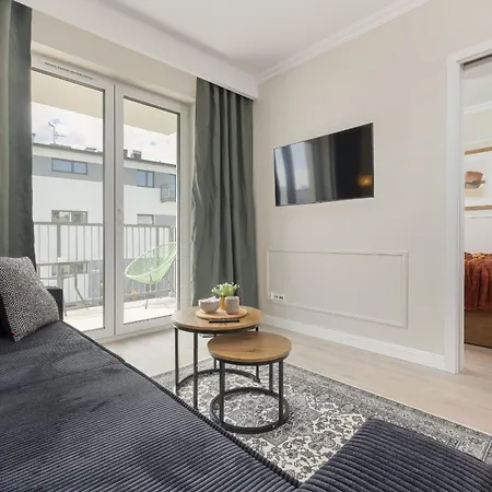 Zielona Okolica W Poblizu Rzeki By Rent Like *